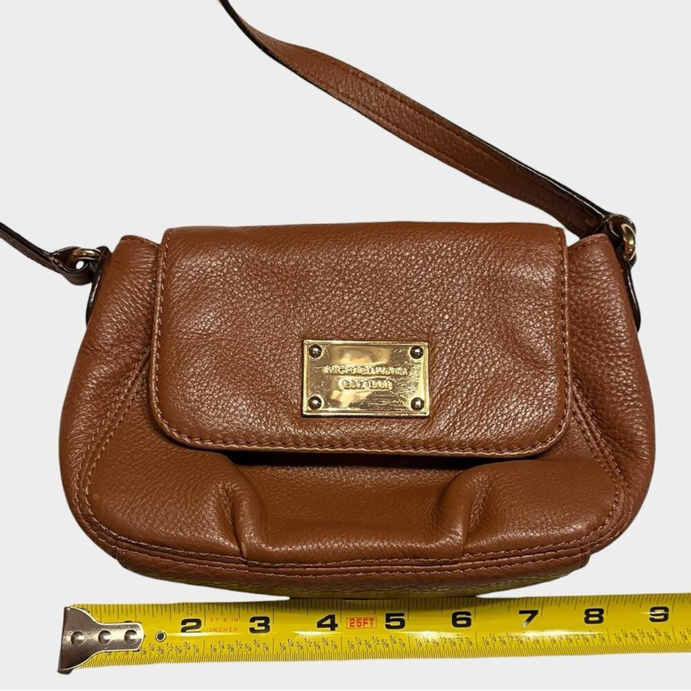 MICHAEL KORS Brown Pebbled Leather Small Mini Crossbody with Gold Plate - Picture 6 of 12